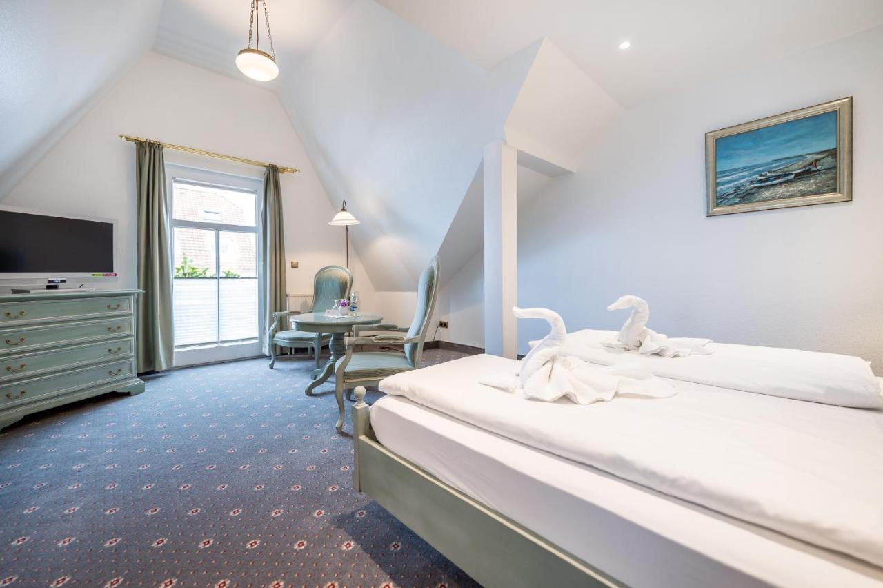 Hotel Villa Neander Binz Extérieur photo